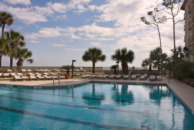 hilton head villas pool view